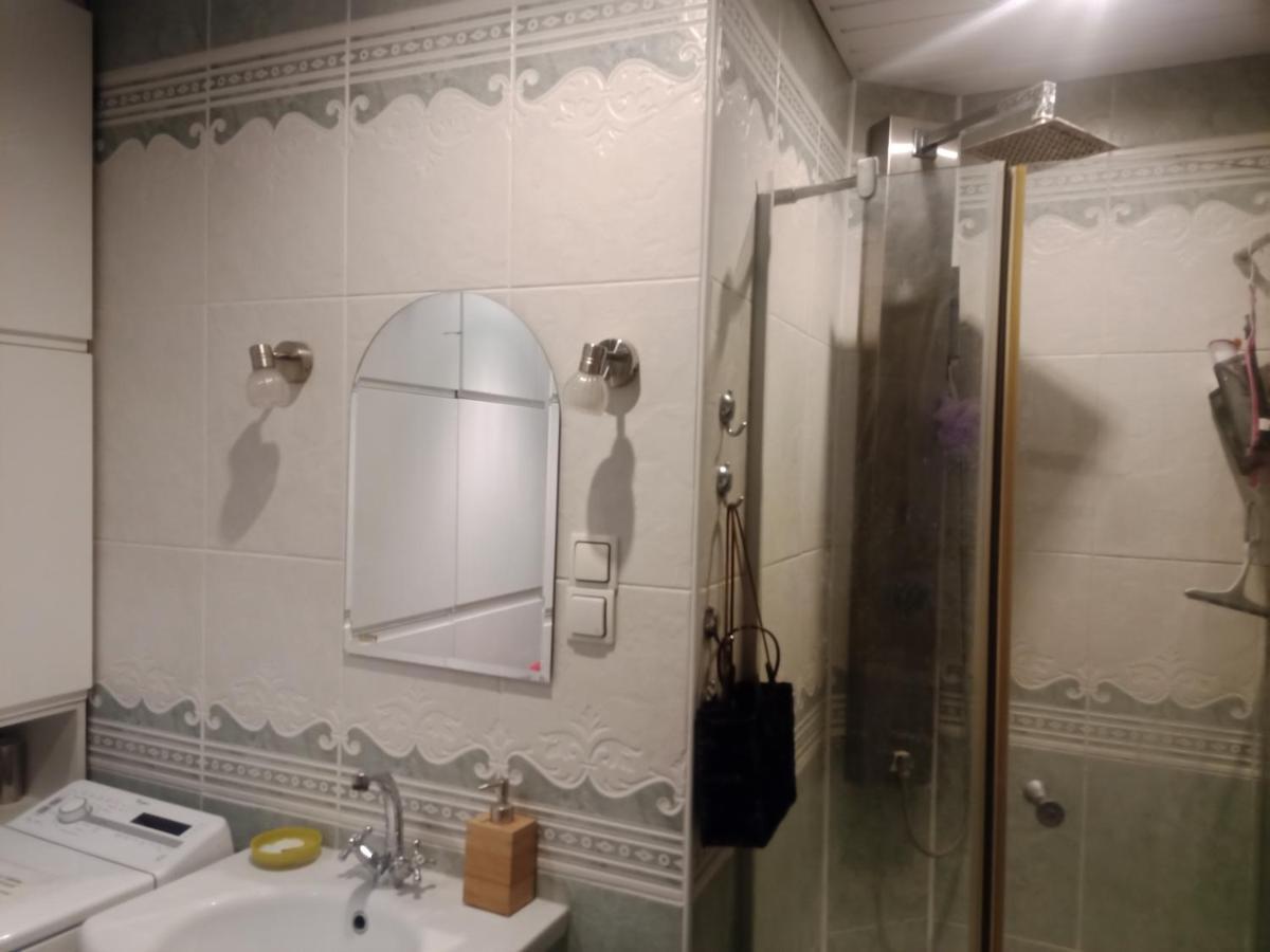 Pokoj W Domu Z Duzym Ogrodem Krakow Dış mekan fotoğraf